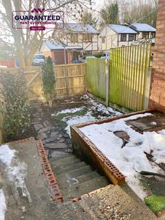 2 bedroom terraced house to rent, Bank Street, Southsea, LL11