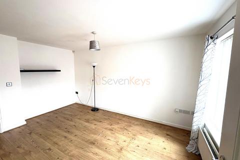 3 bedroom house to rent, The Ridings, Catchgate, Stanley