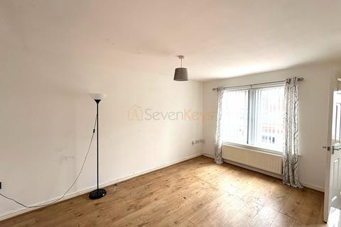 3 bedroom house to rent, The Ridings, Catchgate, Stanley