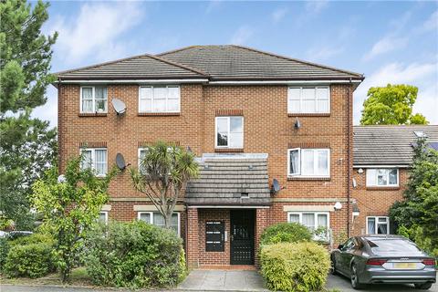 17 Pearce Close, Mitcham, CR4 2GP