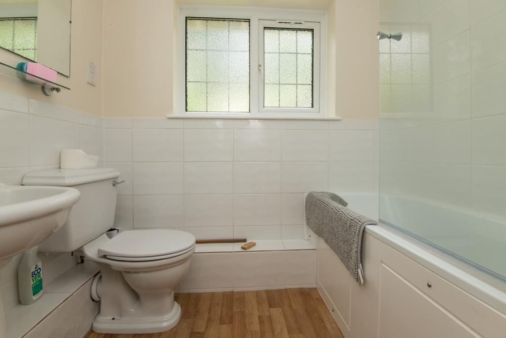 Annexe bathroom