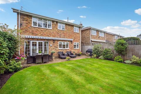 15 Denham Walk, Chalfont St Peter, Gerrards Cross, SL9 0EN