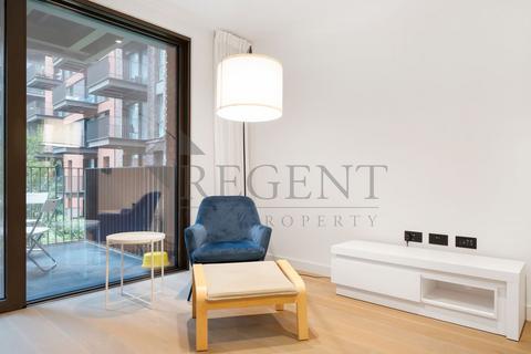 2 bedroom apartment to rent, Legacy Building, Viaduct Gardens, SW11