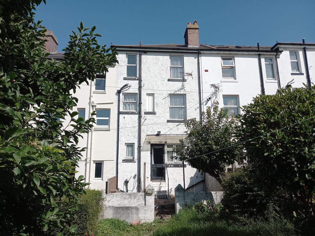 Church Road, Torquay 4 bed terraced house £150,000