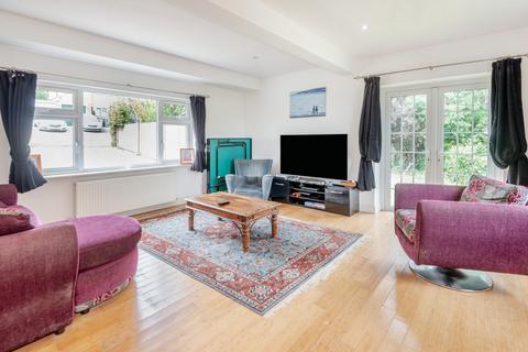 5 bedroom semi-detached house for sale - Wick Avenue, Wheathampstead, St. Albans, Hertfordshire