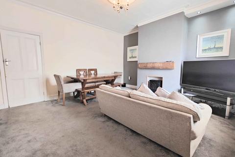 3 bedroom end of terrace house for sale, Piggott Street, Brighouse HD6