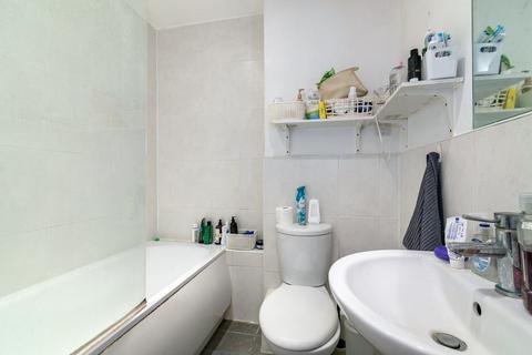 1 bedroom flat to rent - Artichoke Hill, London, E1W