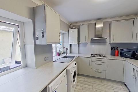 66 Neath Road, Briton Ferry, Neath, SA11 2YR