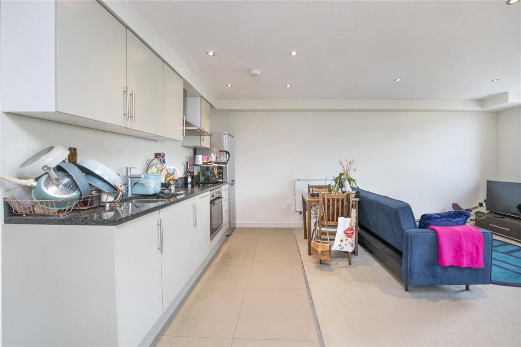 Kitchen/Reception