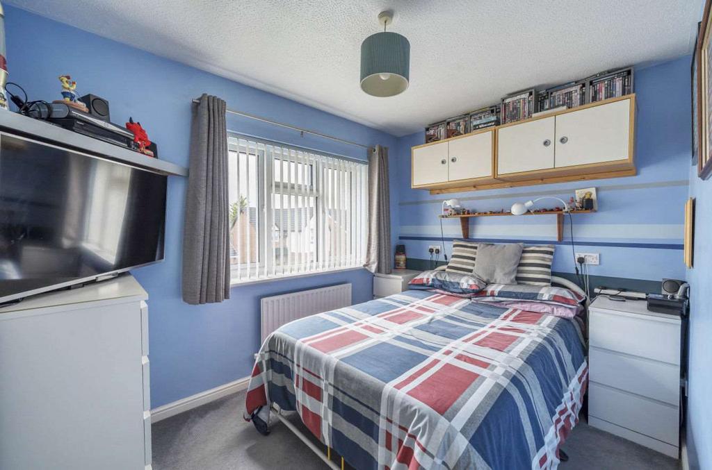 Bedroom 2 (Double)
