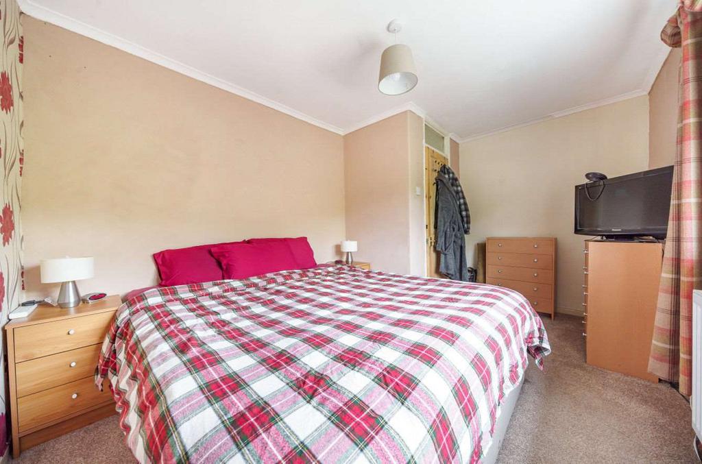 Bedroom 2 (Double)