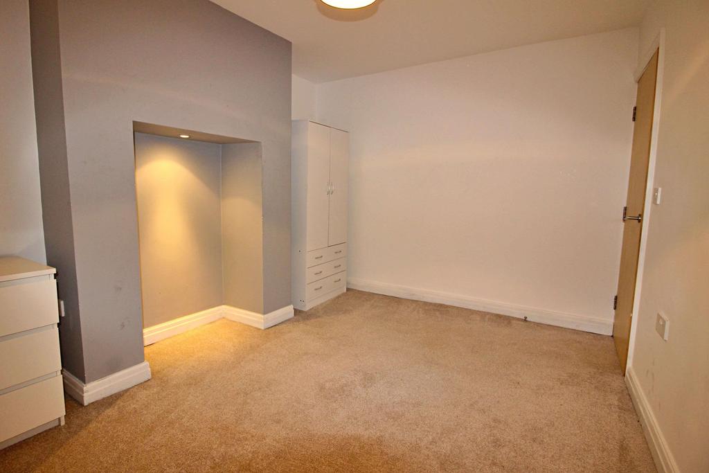 Bedroom 1 (Double)