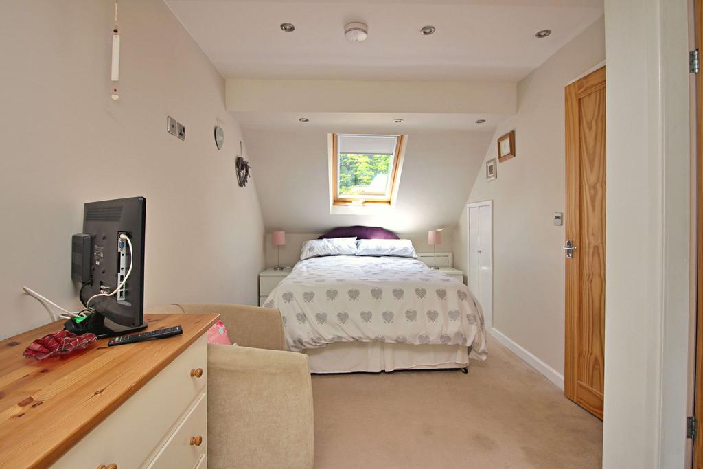 Master Bedroom With En-suite