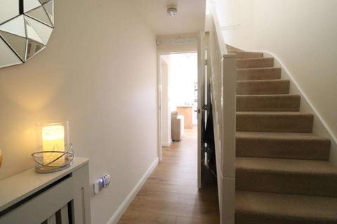 40 Ashby Gardens, Hyde, SK14 3EY