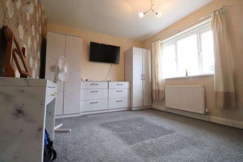 29 Buttermere Road, Ashton-under-lyne, OL7 9EW