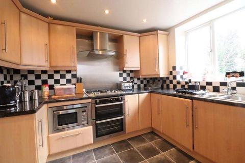 29 Buttermere Road, Ashton-under-lyne, OL7 9EW