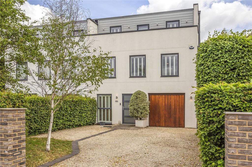 London Road, Cheltenham, Gloucestershire, GL52 4 bed semidetached house for sale £850,000
