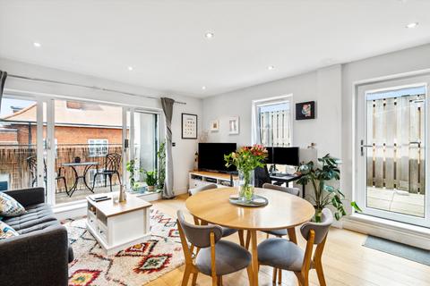1 bedroom flat for sale - Triangle Place, Clapham, SW4