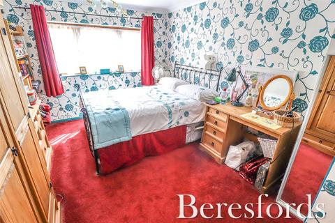 35 Tabrums Way, Upminster, RM14 1SP
