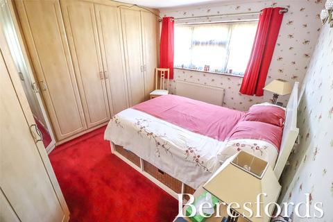 35 Tabrums Way, Upminster, RM14 1SP