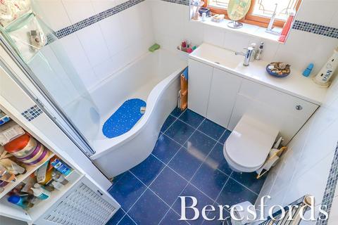 35 Tabrums Way, Upminster, RM14 1SP