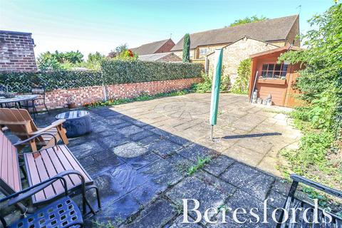 35 Tabrums Way, Upminster, RM14 1SP
