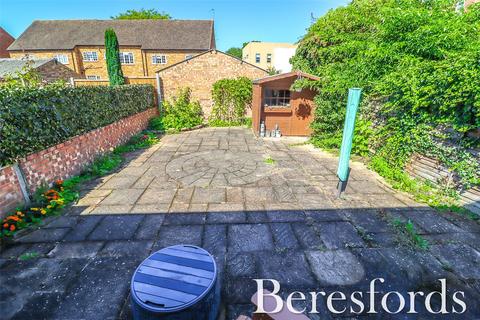 35 Tabrums Way, Upminster, RM14 1SP