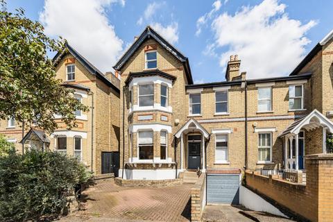 8 Cedars Road, Beckenham, BR3 4JF
