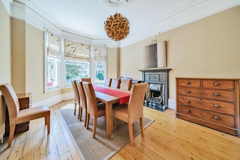 8 Cedars Road, Beckenham, BR3 4JF