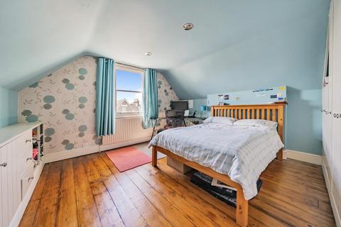 8 Cedars Road, Beckenham, BR3 4JF
