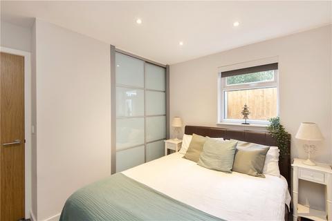 1 bedroom apartment to rent, Dalebury Road, London, SW17