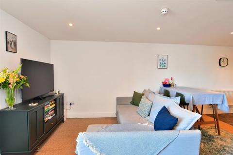1 bedroom flat for sale, Coleridge Street, Brighton, East Sussex