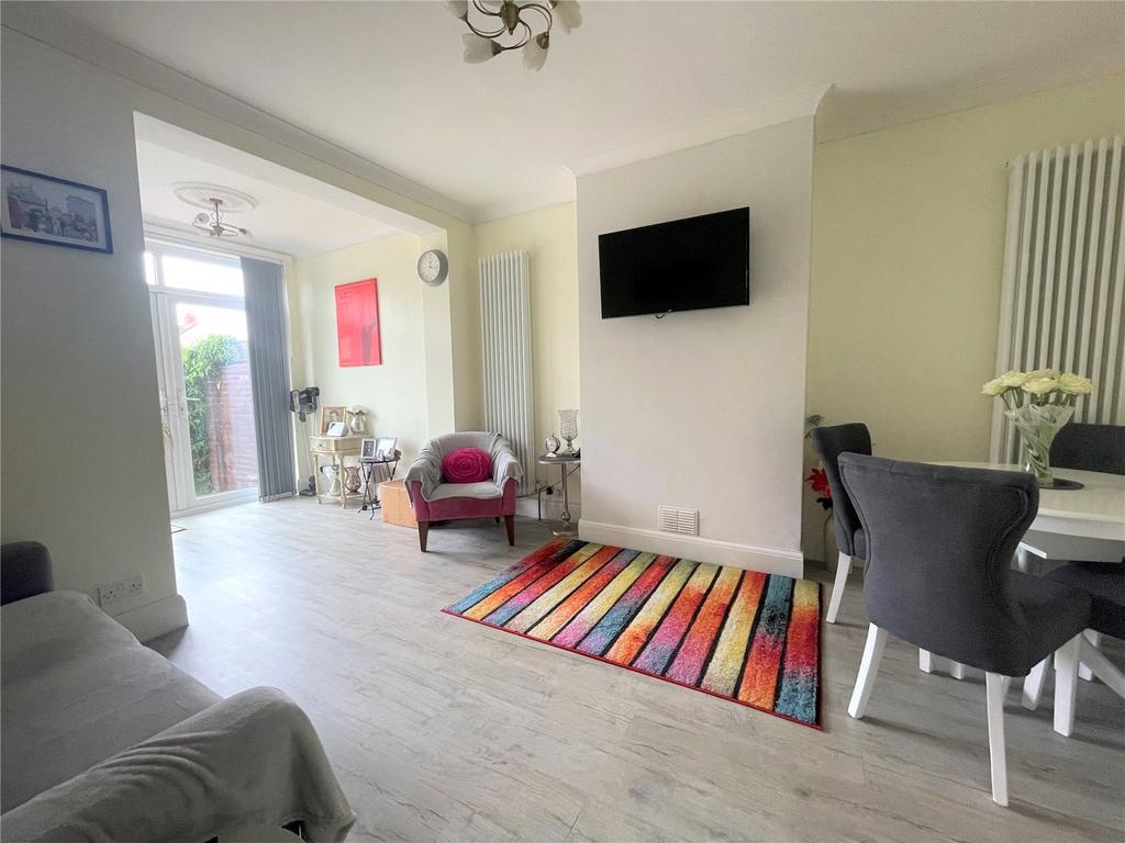Falconwood Avenue, South Welling, Kent, DA16 5 bed semidetached house for sale £600,000
