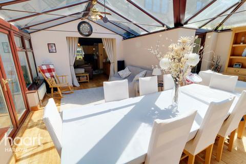 14 Freshwaters, Harlow, CM20 3QB