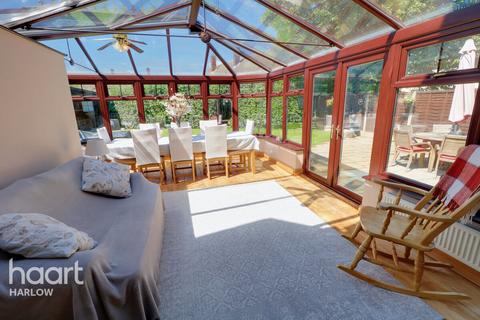 14 Freshwaters, Harlow, CM20 3QB