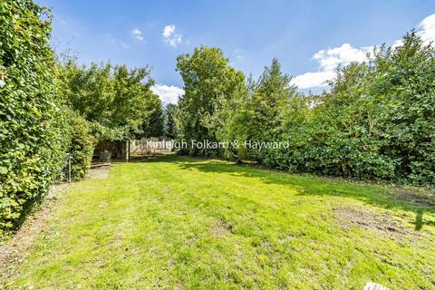 11 Valley Road, Bromley, BR2 0HB