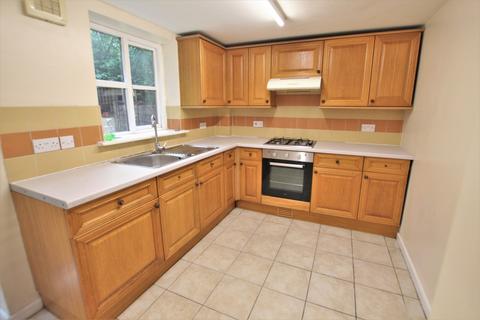 3 bedroom cottage for sale, LONDON ROAD, HORNDEAN
