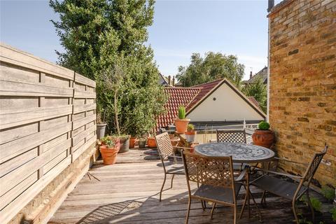 19 Ferry Road, Twickenham, TW1 3DW
