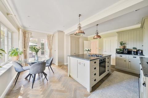 5 bedroom detached house for sale, Bassett Wood Drive, Bassett, Southampton, Hampshire, SO16