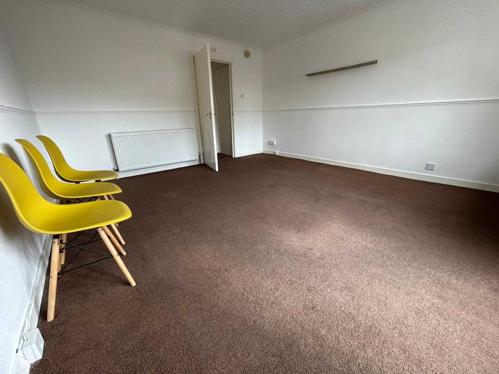 Street, Paisley 2 bed flat £650 pcm (£150 pw)