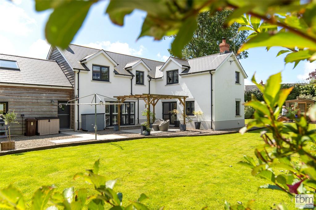 Poplar Meadow, Freystrop, Haverfordwest, Pembrokeshire, SA62 5 bed