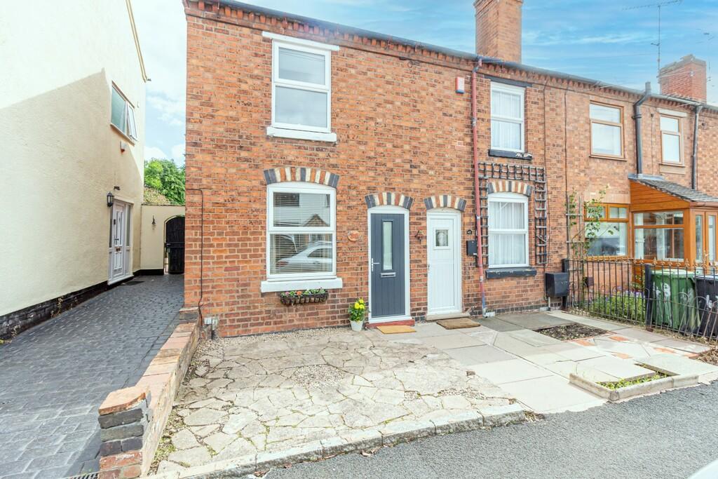 South Road, Aston Fields, B60 3EL 2 bed end of terrace house £230,000