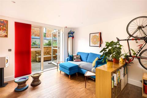 2 bedroom flat for sale - Vermilion Apartments, 16 Gunmakers Lane, Bow, London, E3