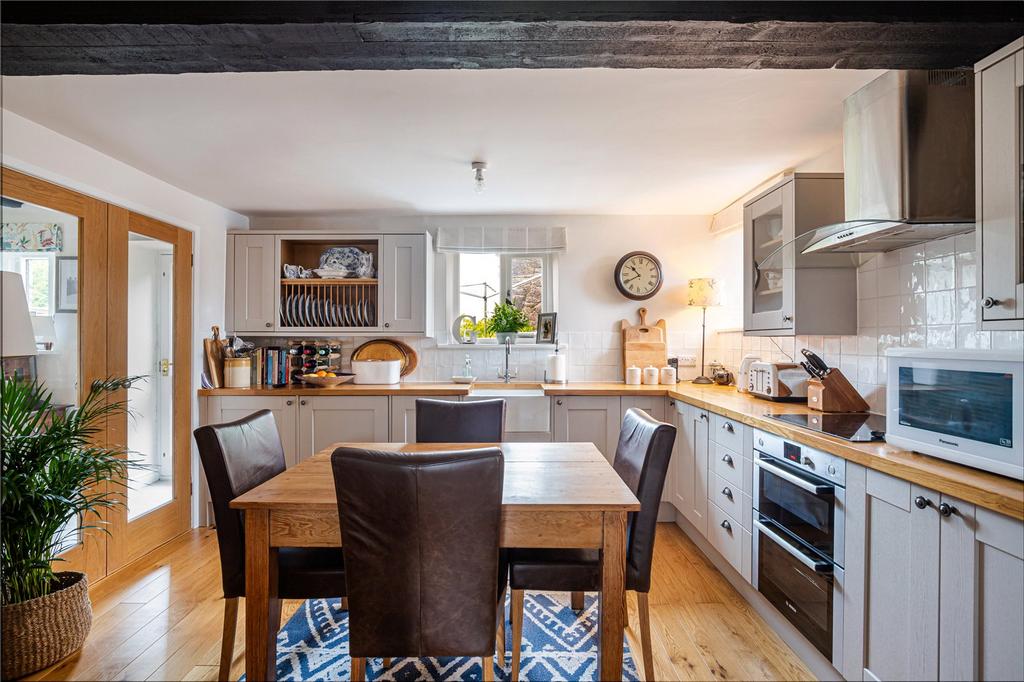 Kitchen/Dining