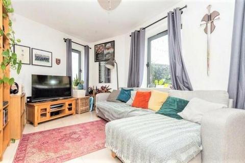2 bedroom flat for sale, Hemel Hempstead,  Hertfordshire,  HP3