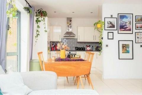 2 bedroom flat for sale, Hemel Hempstead,  Hertfordshire,  HP3