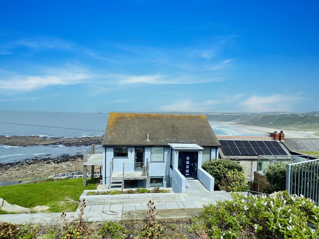 Sennen Cove, TR19 7BZ 3 bed detached house for sale £1,000,000
