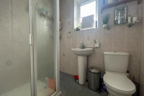 33 Beach Road, Severn Beach, Bristol, BS35 4PE