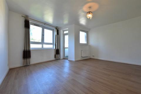 2 bedroom flat to rent, Ashford House, Staunton Street, Deptford, SE8