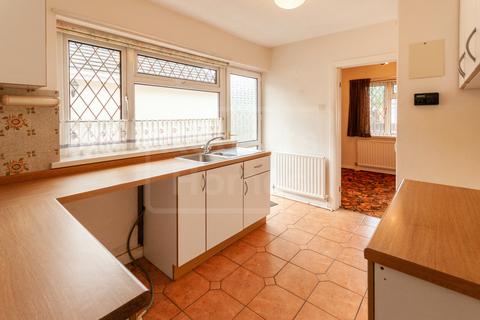 20 Glantawe Park, Ystradgynlais, Swansea, SA9 1AE